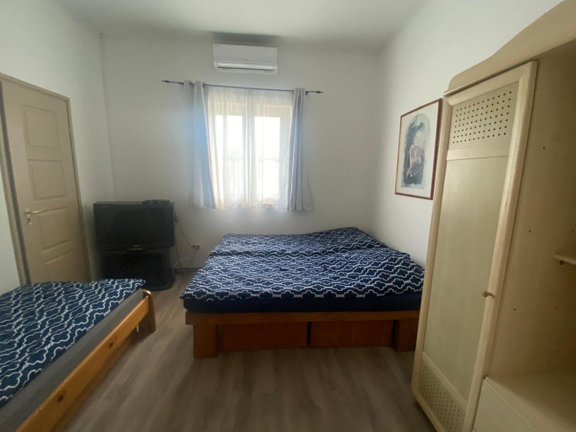 Tuender Pension Mogyorod Exterior photo